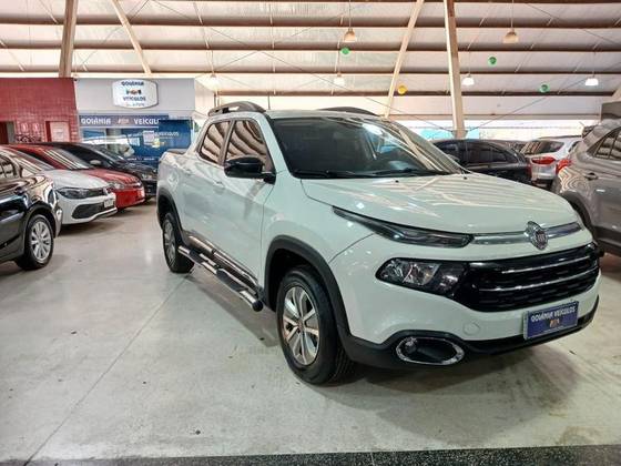 FIAT TORO 1.8 16V EVO FLEX FREEDOM AT6 FIAT TORO 1.8 16V EVO FLEX FREEDOM AT6
